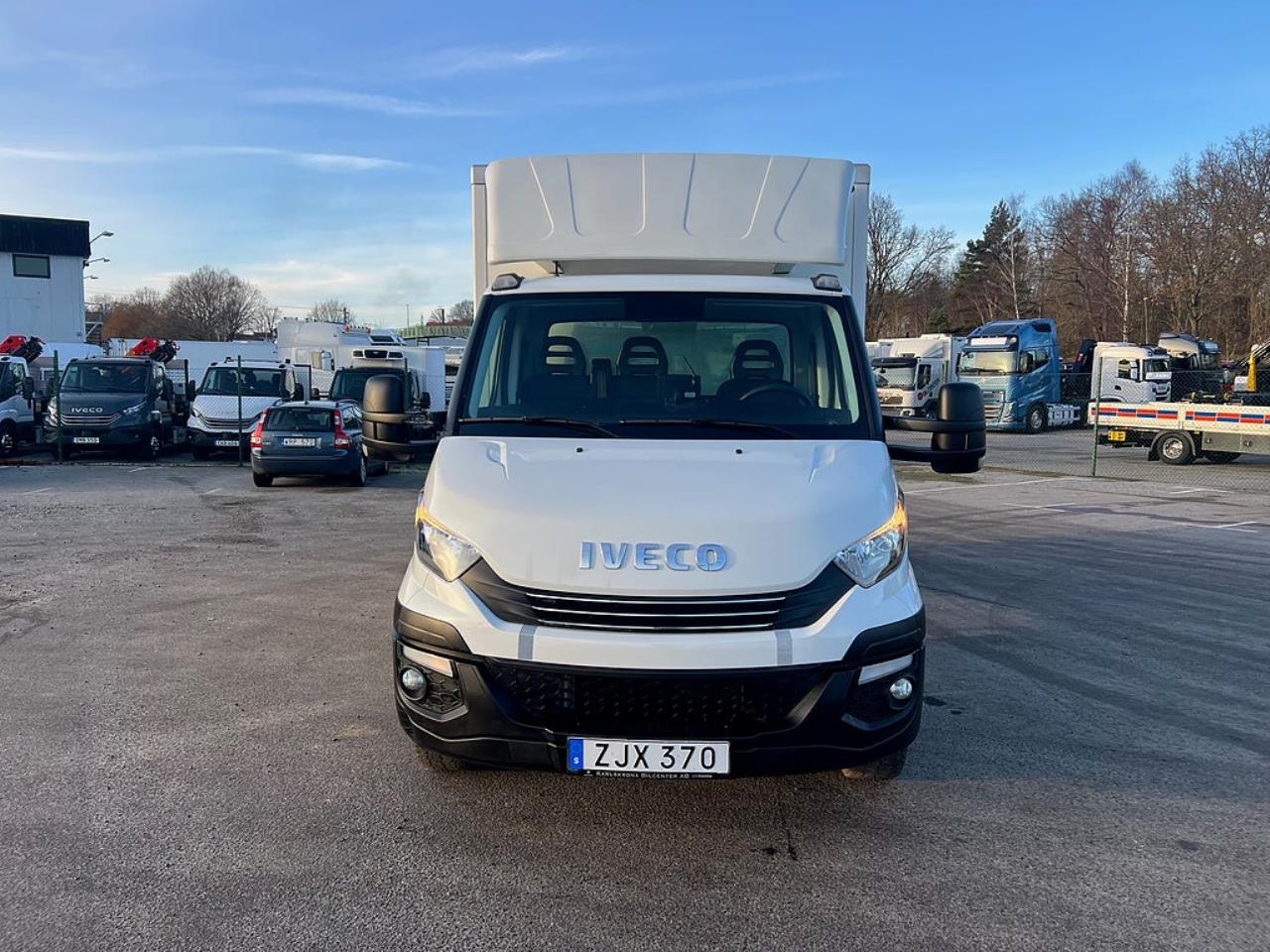 Iveco Daily 35S14 Skåpbil med Z-Lift, Hi-Matic Euro 6 2018 - Övrigt