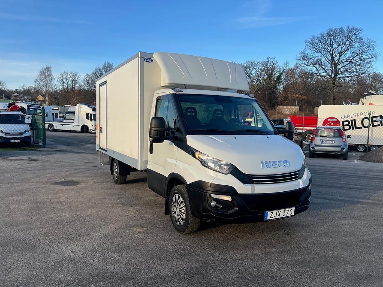 Iveco Daily 35S14 Skåpbil med Z-Lift, Hi-Matic Euro 6 2018 - Övrigt