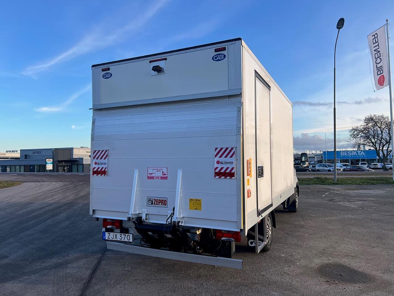 Iveco Daily 35S14 Skåpbil med Z-Lift, Hi-Matic Euro 6 2018 - Övrigt