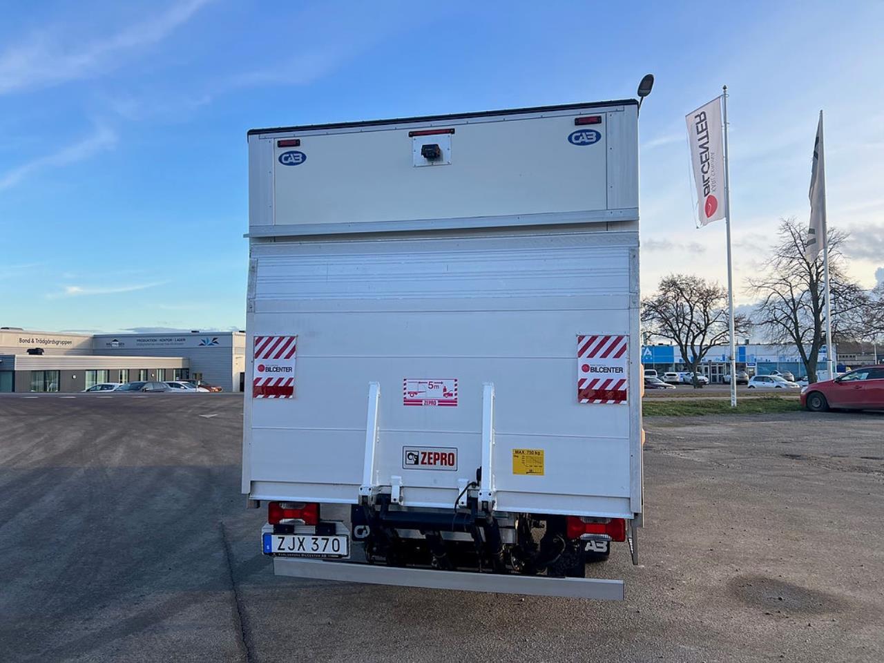 Iveco Daily 35S14 Skåpbil med Z-Lift, Hi-Matic Euro 6 2018 - Övrigt