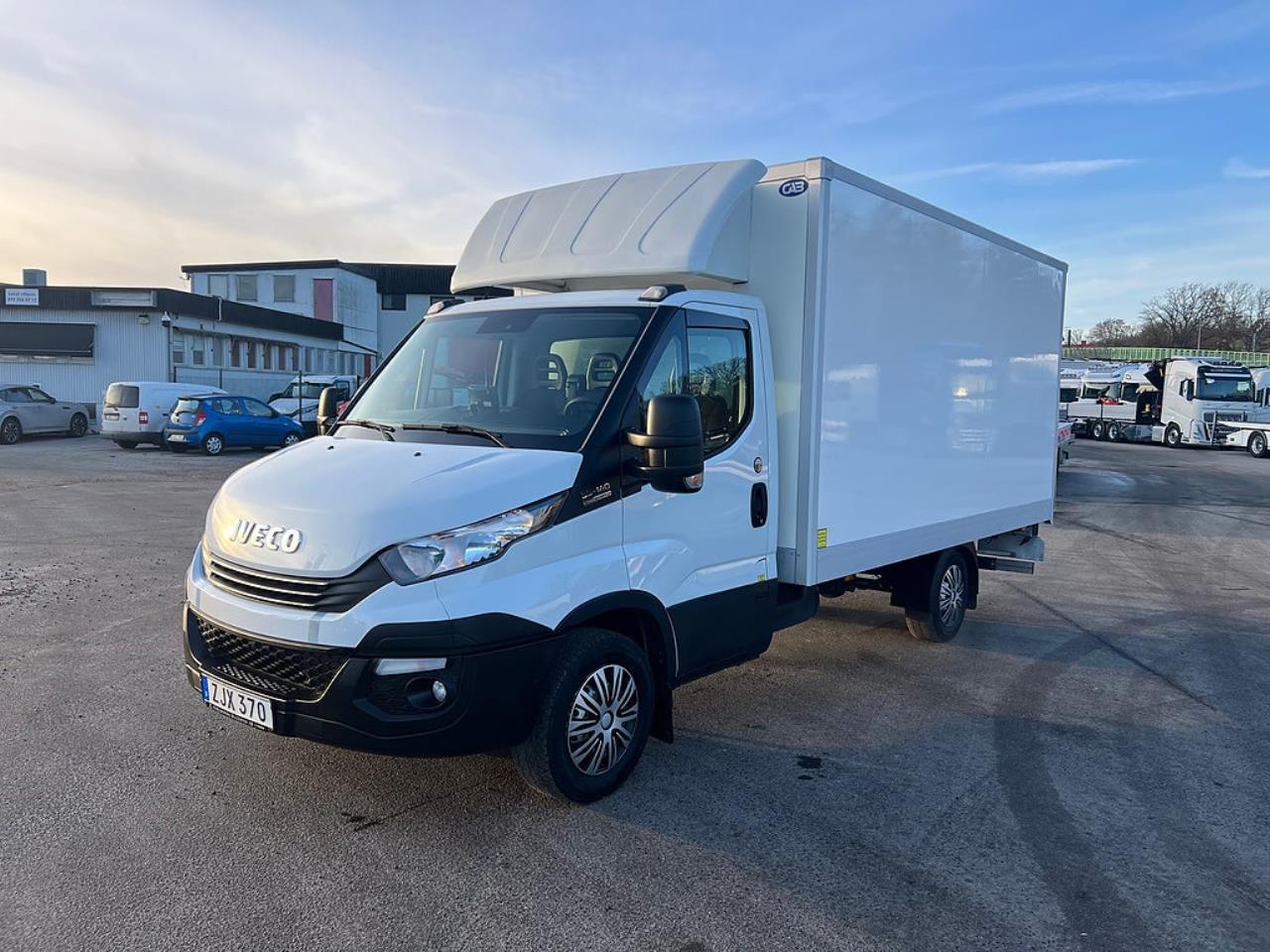 Iveco Daily 35S14 Skåpbil med Z-Lift, Hi-Matic Euro 6 2018 - Övrigt