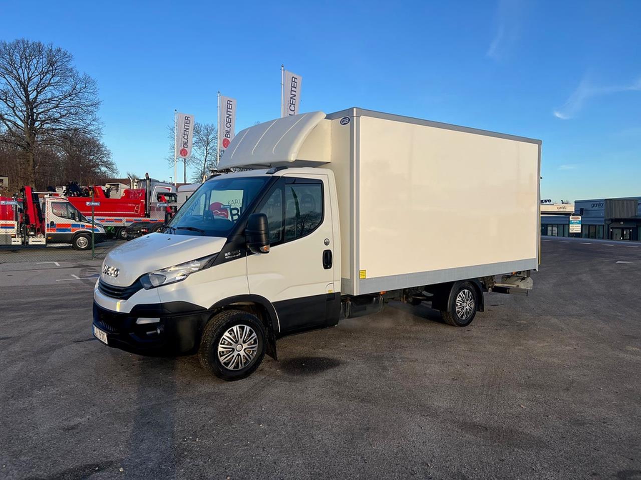 Iveco Daily 35S14 Skåpbil med Z-Lift, Hi-Matic Euro 6 2018 - Övrigt