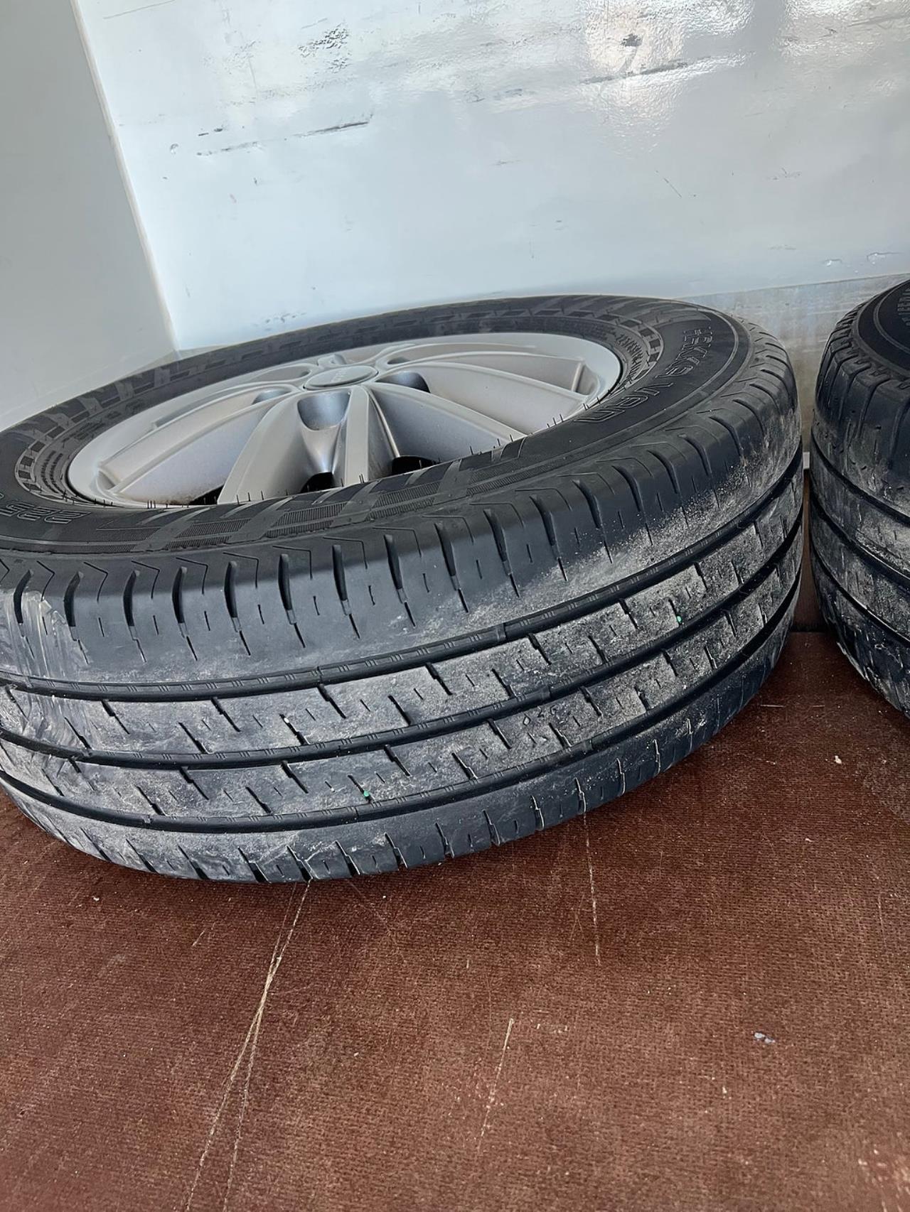 Iveco Daily 35S14 Skåpbil med Z-Lift, Hi-Matic Euro 6 2018 - Övrigt