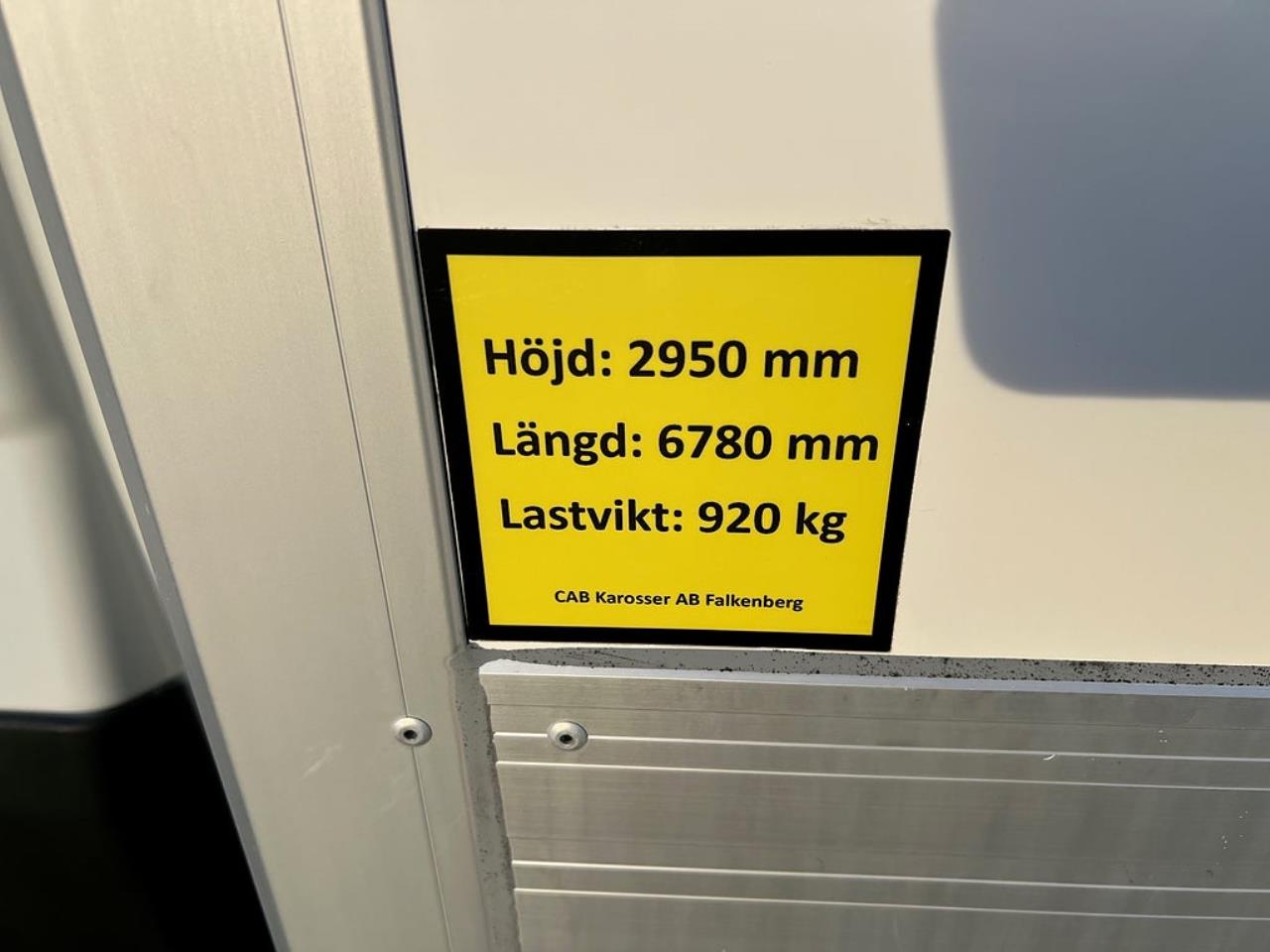 Iveco Daily 35S14 Skåpbil med Z-Lift, Hi-Matic Euro 6 2018 - Övrigt