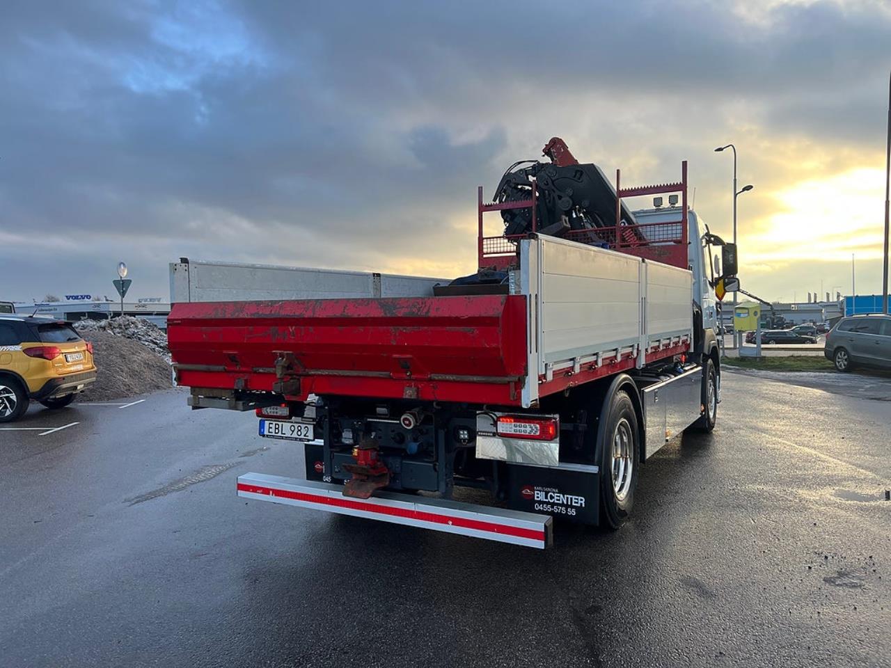 Volvo FM 330 4x2 Tipp & Kranbil, Plogutr, Kommunbil, Euro 6 2016 - Kran