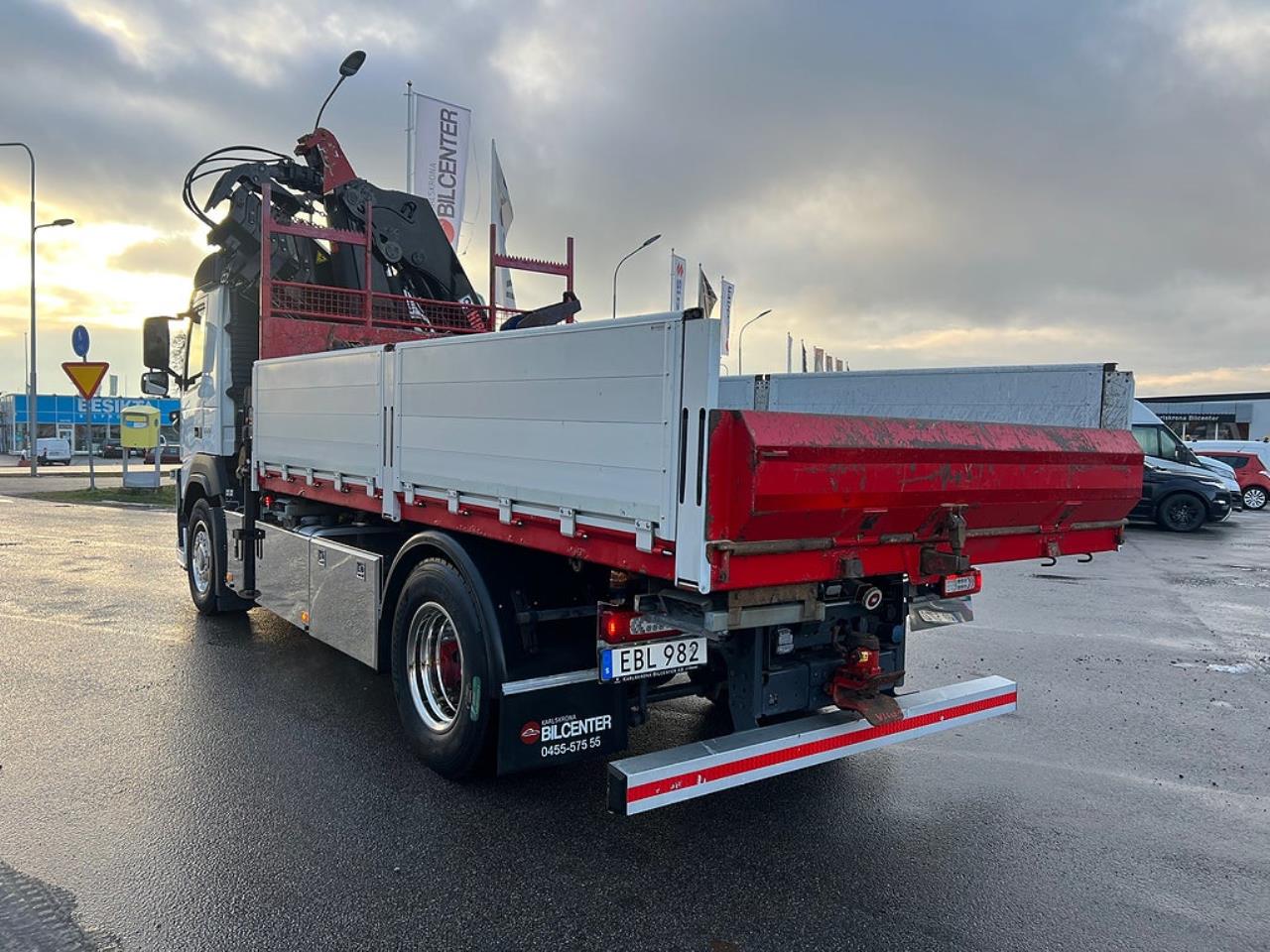 Volvo FM 330 4x2 Tipp & Kranbil, Plogutr, Kommunbil, Euro 6 2016 - Kran
