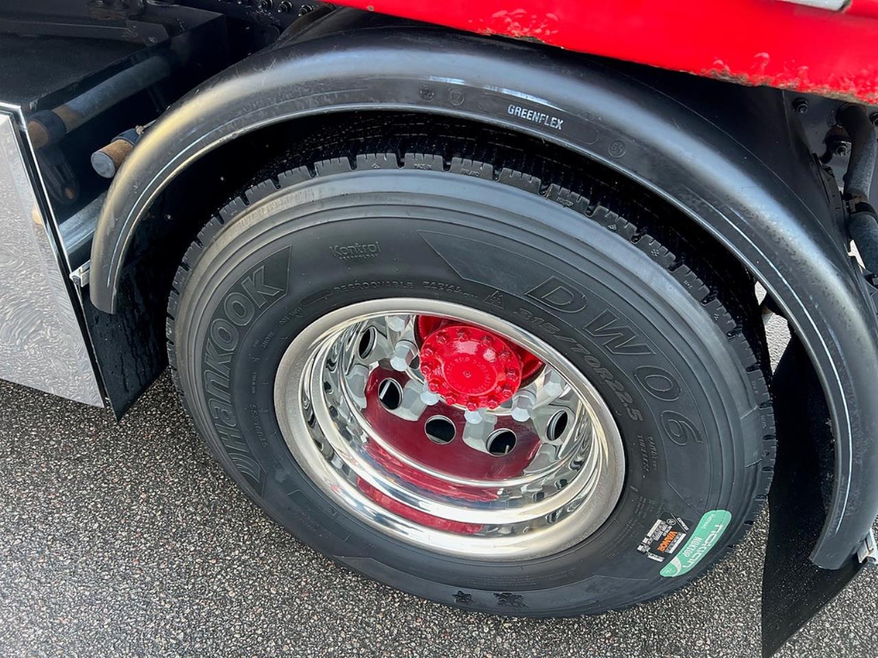 Volvo FM 330 4x2 Tipp & Kranbil, Plogutr, Kommunbil, Euro 6 2016 - Kran