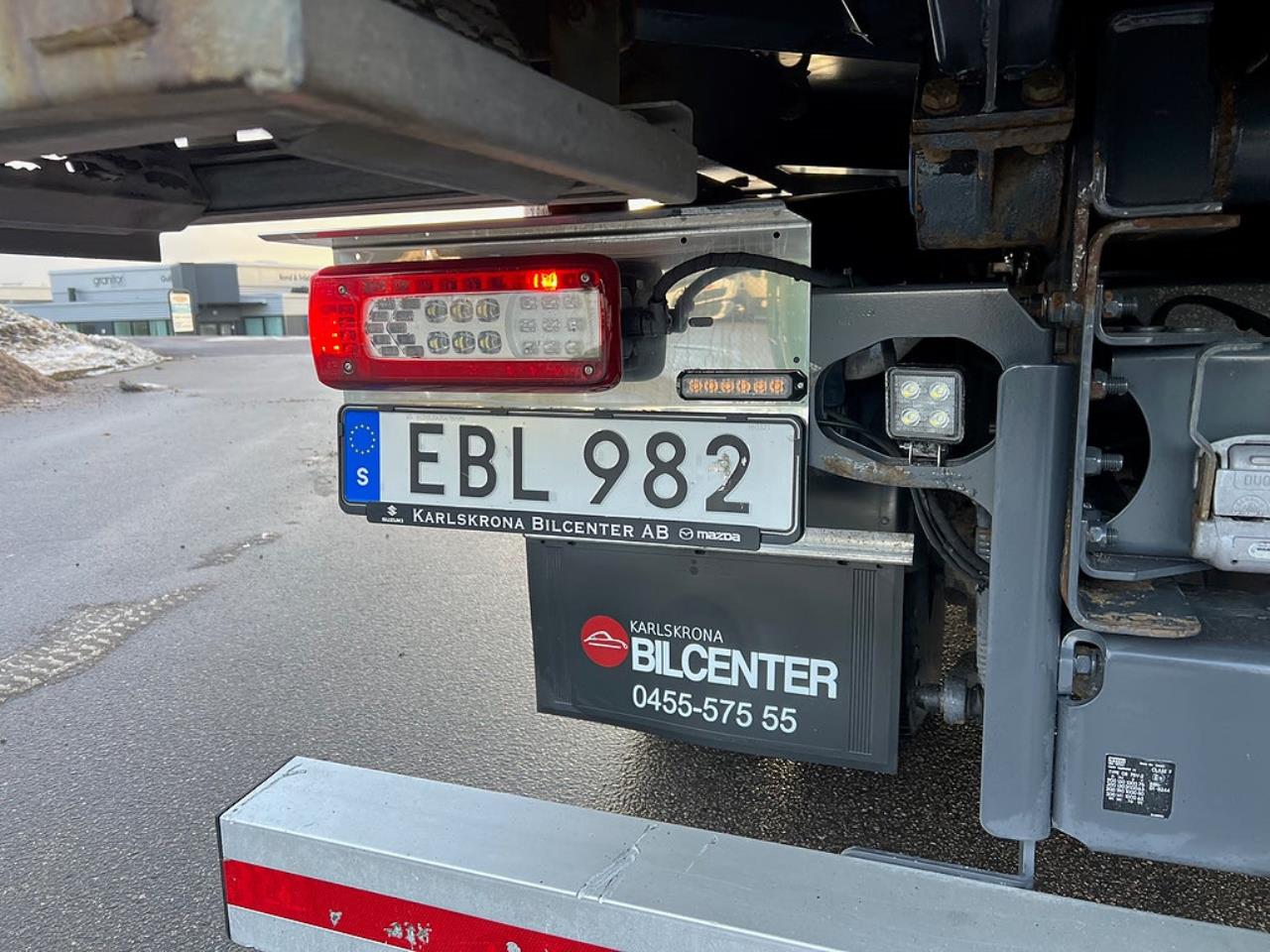 Volvo FM 330 4x2 Tipp & Kranbil, Plogutr, Kommunbil, Euro 6 2016 - Kran