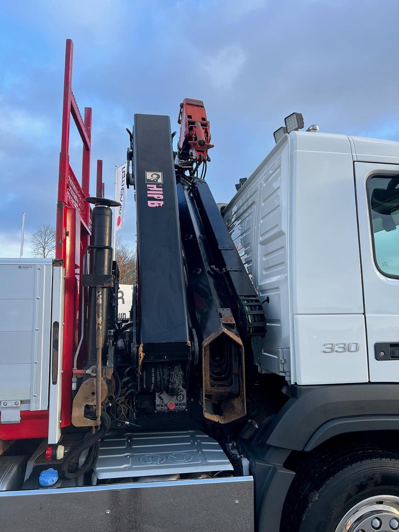 Volvo FM 330 4x2 Tipp & Kranbil, Plogutr, Kommunbil, Euro 6 2016 - Kran