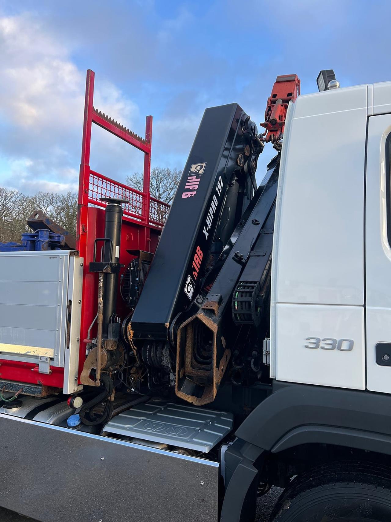 Volvo FM 330 4x2 Tipp & Kranbil, Plogutr, Kommunbil, Euro 6 2016 - Kran