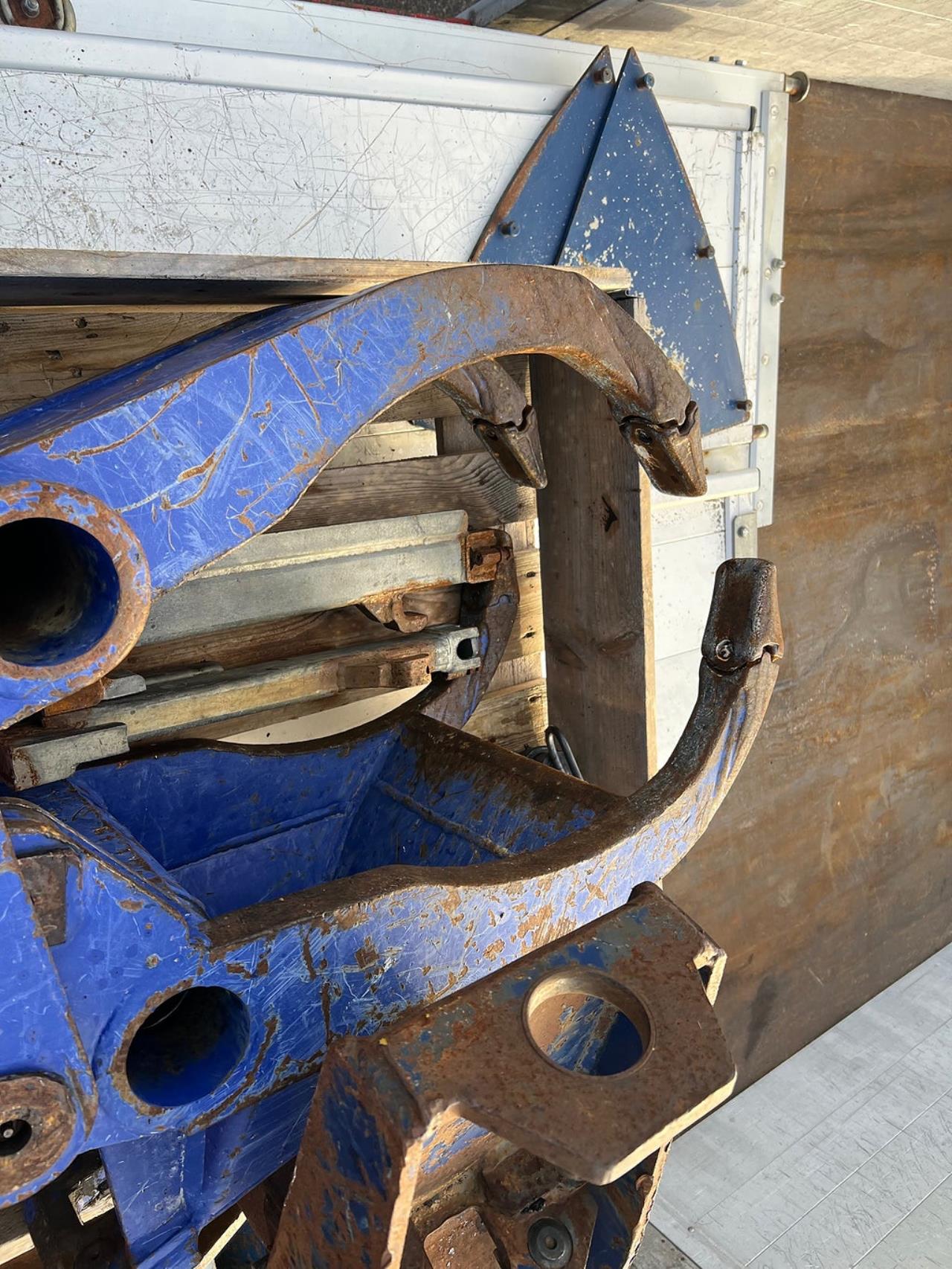 Volvo FM 330 4x2 Tipp & Kranbil, Plogutr, Kommunbil, Euro 6 2016 - Kran