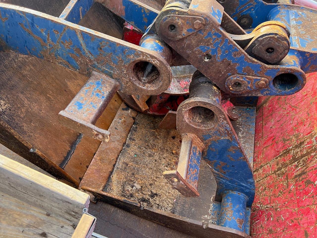 Volvo FM 330 4x2 Tipp & Kranbil, Plogutr, Kommunbil, Euro 6 2016 - Kran