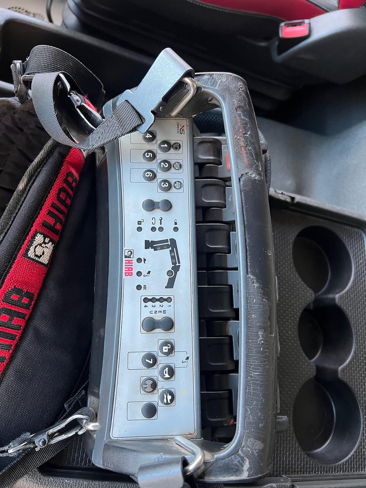 Volvo FM 330 4x2 Tipp & Kranbil, Plogutr, Kommunbil, Euro 6 2016 - Kran