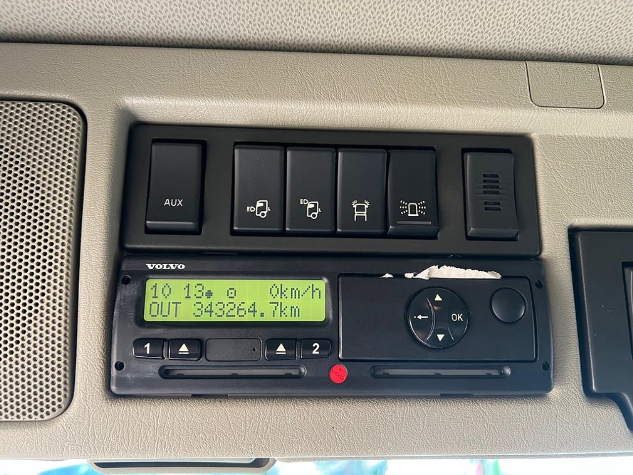 Volvo FM 330 4x2 Tipp & Kranbil, Plogutr, Kommunbil, Euro 6 2016 - Kran