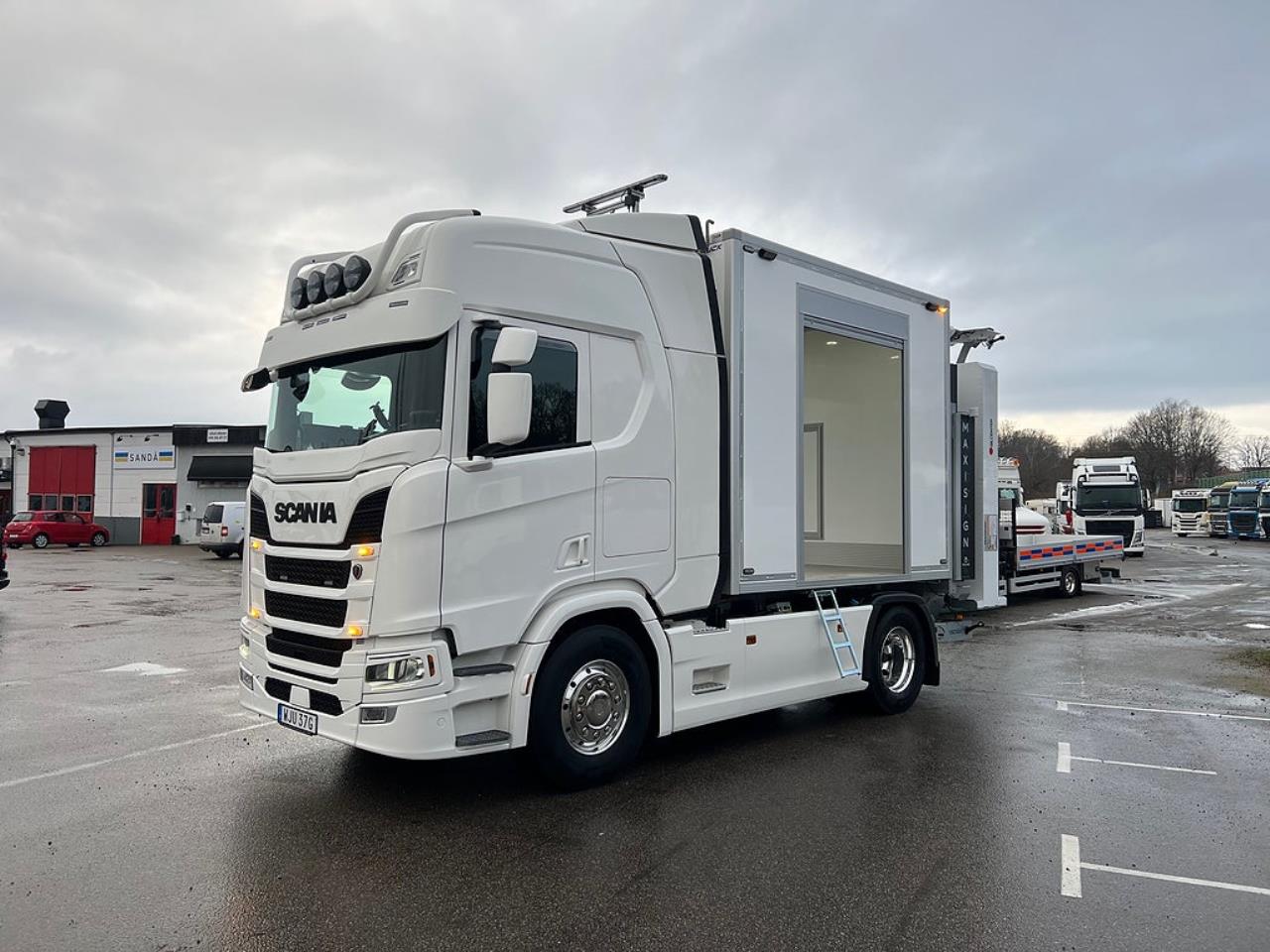 Scania R450 4x2 TMA Bil Skåp MaxiSign Online & Verdegro 2021 - Skåp