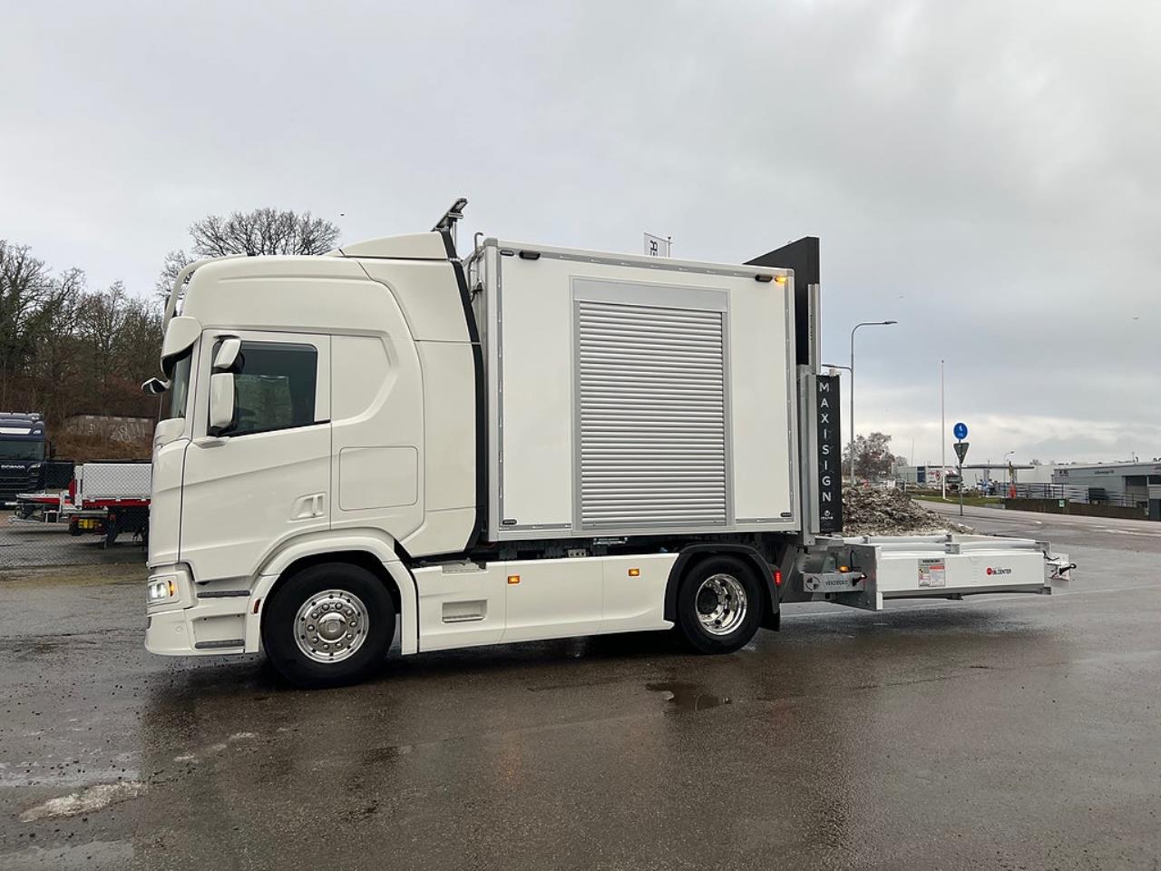 Scania R450 4x2 TMA Bil Skåp MaxiSign Online & Verdegro 2021 - Skåp