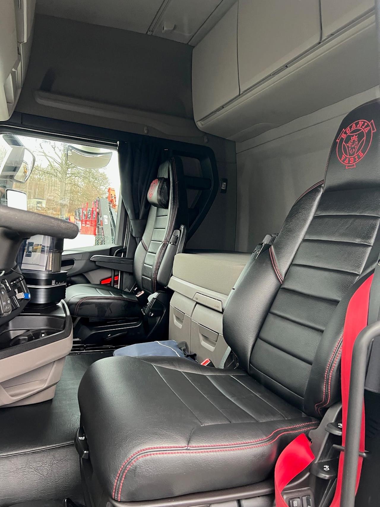 Scania R450 4x2 TMA Bil Skåp MaxiSign Online & Verdegro 2021 - Skåp
