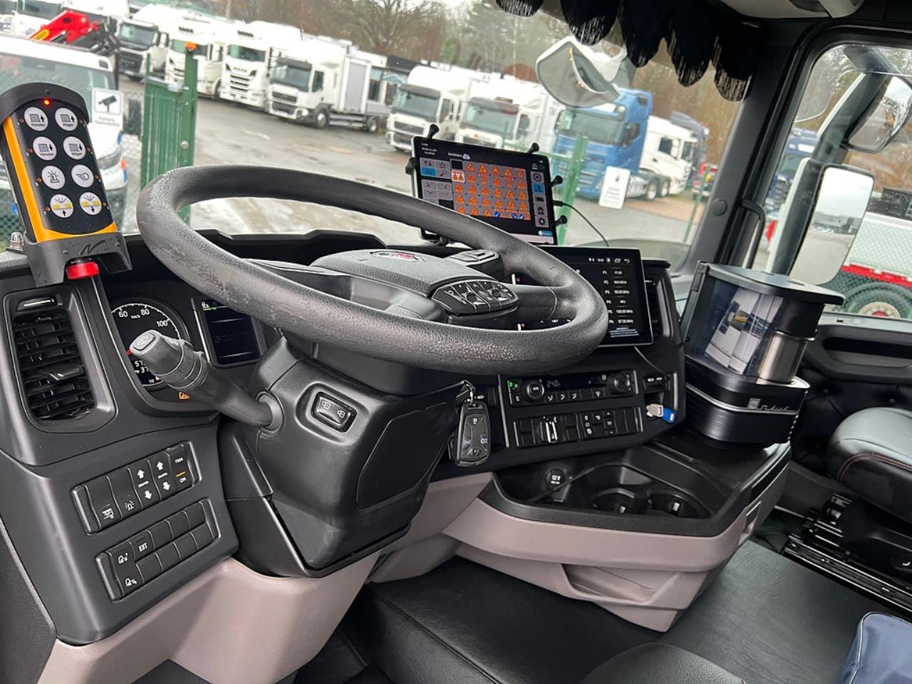 Scania R450 4x2 TMA Bil Skåp MaxiSign Online & Verdegro 2021 - Skåp