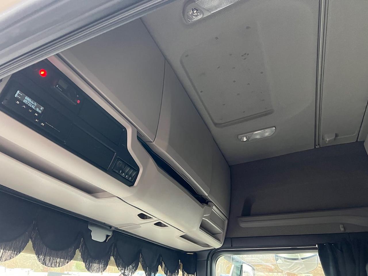 Scania R450 4x2 TMA Bil Skåp MaxiSign Online & Verdegro 2021 - Skåp