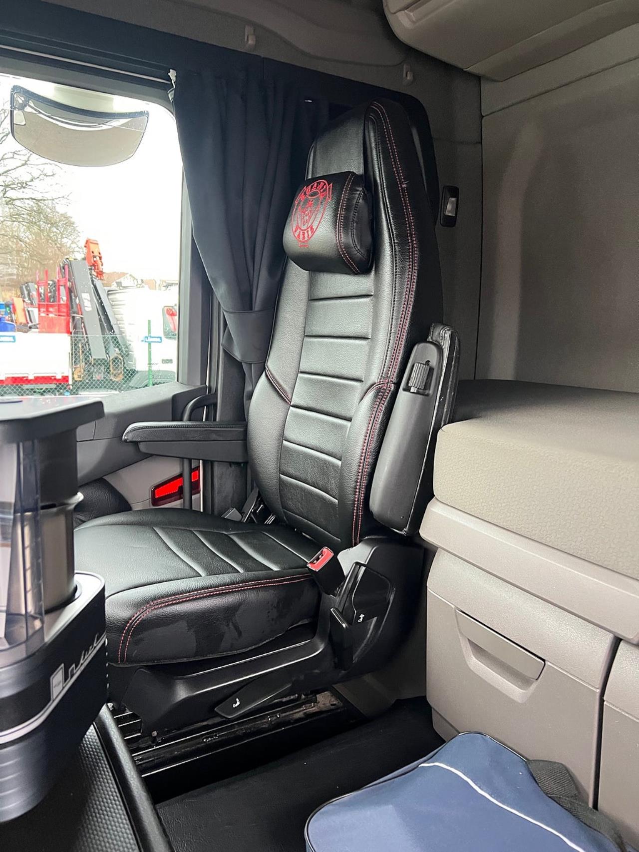 Scania R450 4x2 TMA Bil Skåp MaxiSign Online & Verdegro 2021 - Skåp