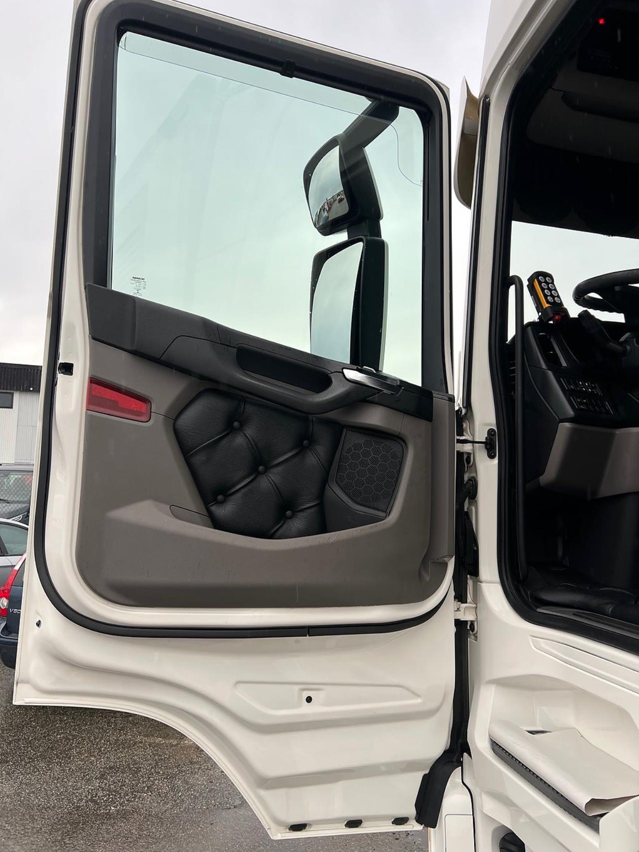 Scania R450 4x2 TMA Bil Skåp MaxiSign Online & Verdegro 2021 - Skåp