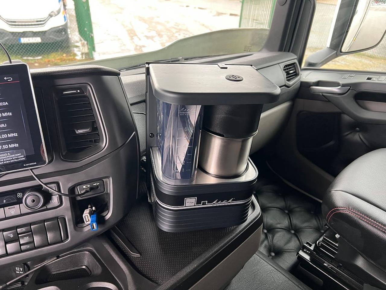 Scania R450 4x2 TMA Bil Skåp MaxiSign Online & Verdegro 2021 - Skåp