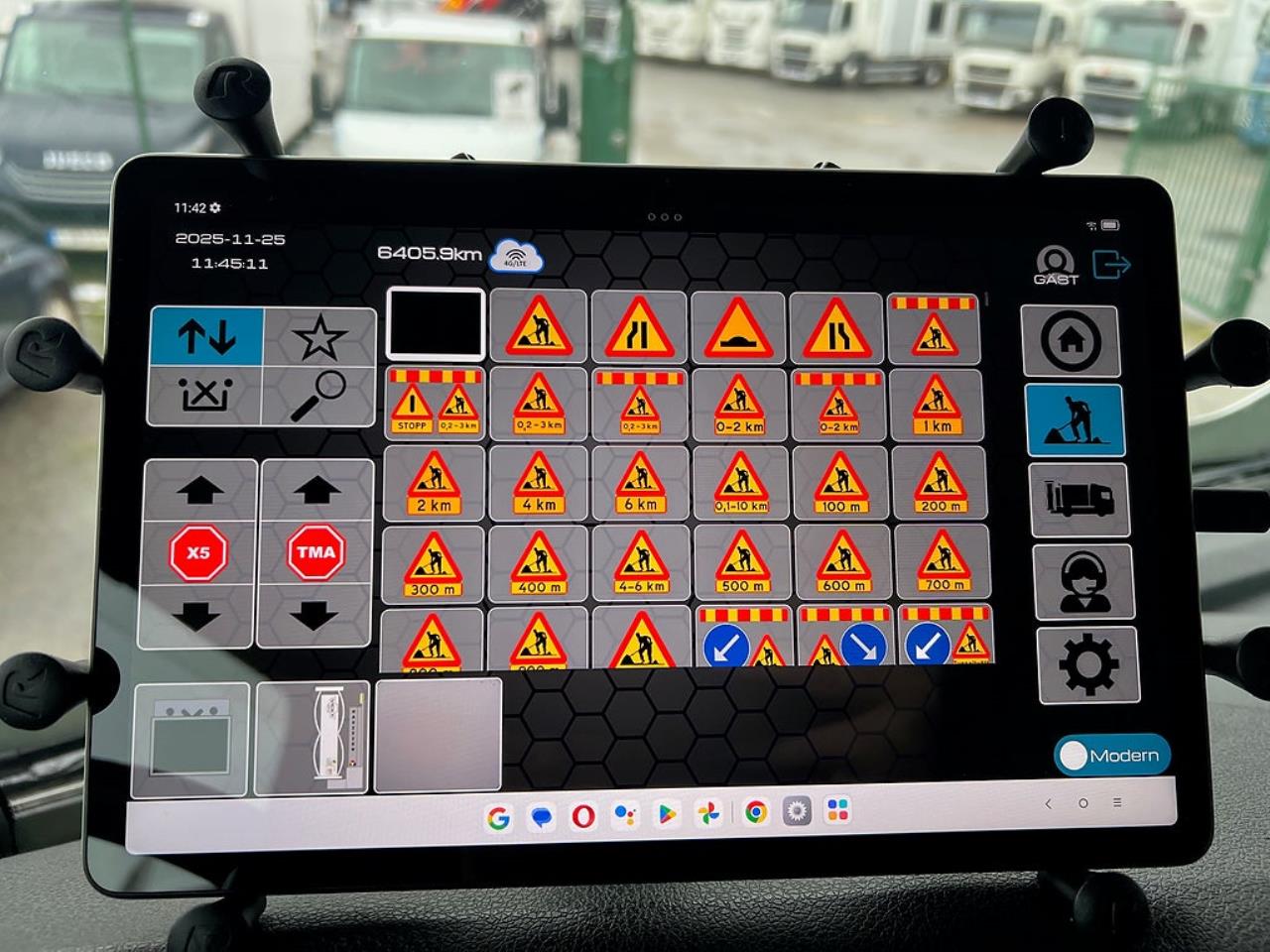 Scania R450 4x2 TMA Bil Skåp MaxiSign Online & Verdegro 2021 - Skåp