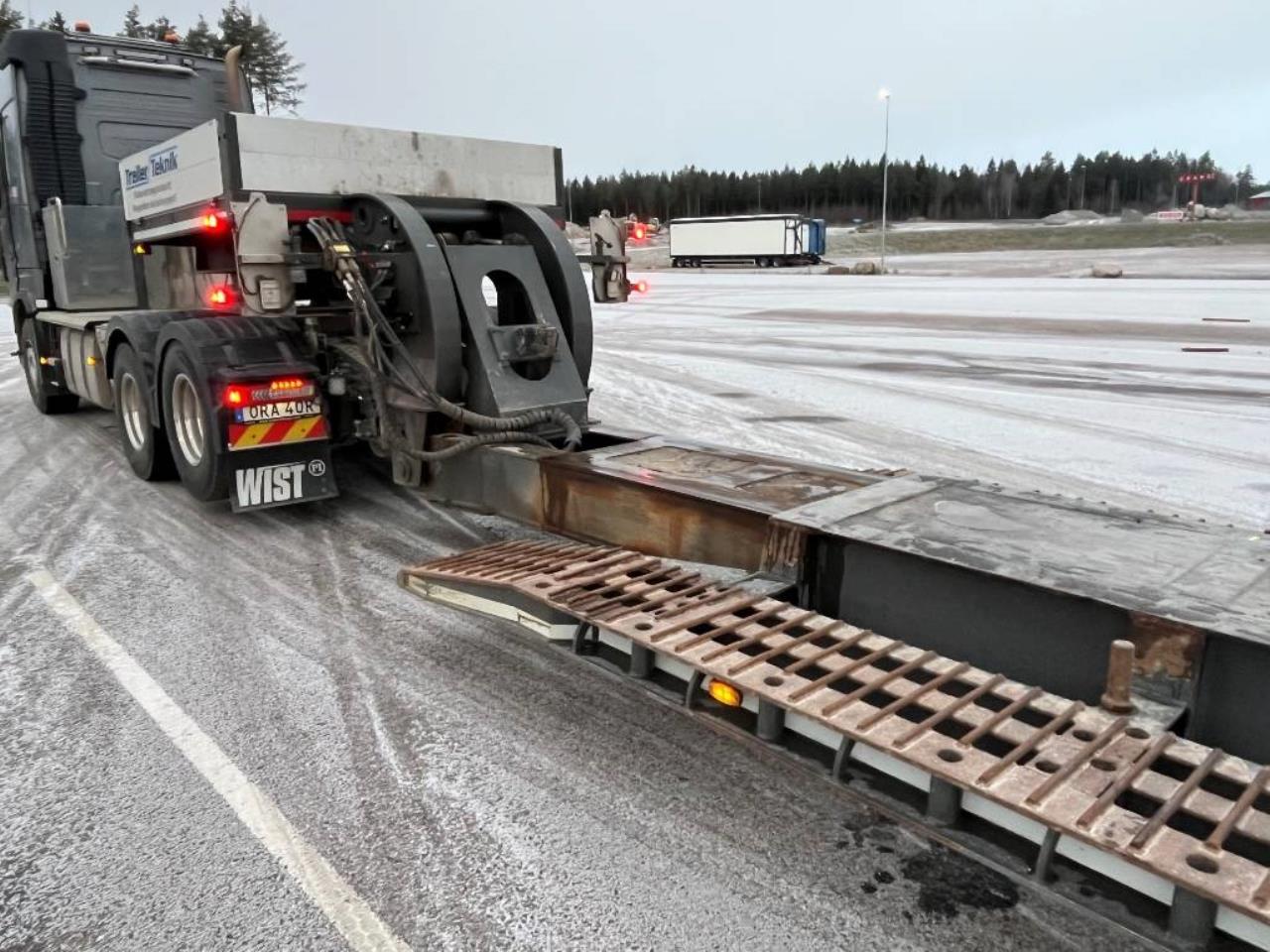 PK Trailerteknik 3axl 2023 - Maskin