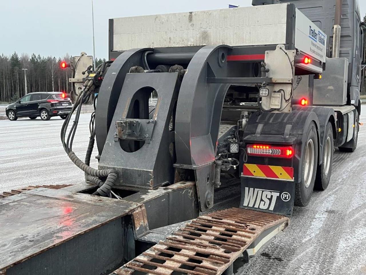 PK Trailerteknik 3axl 2023 - Maskin