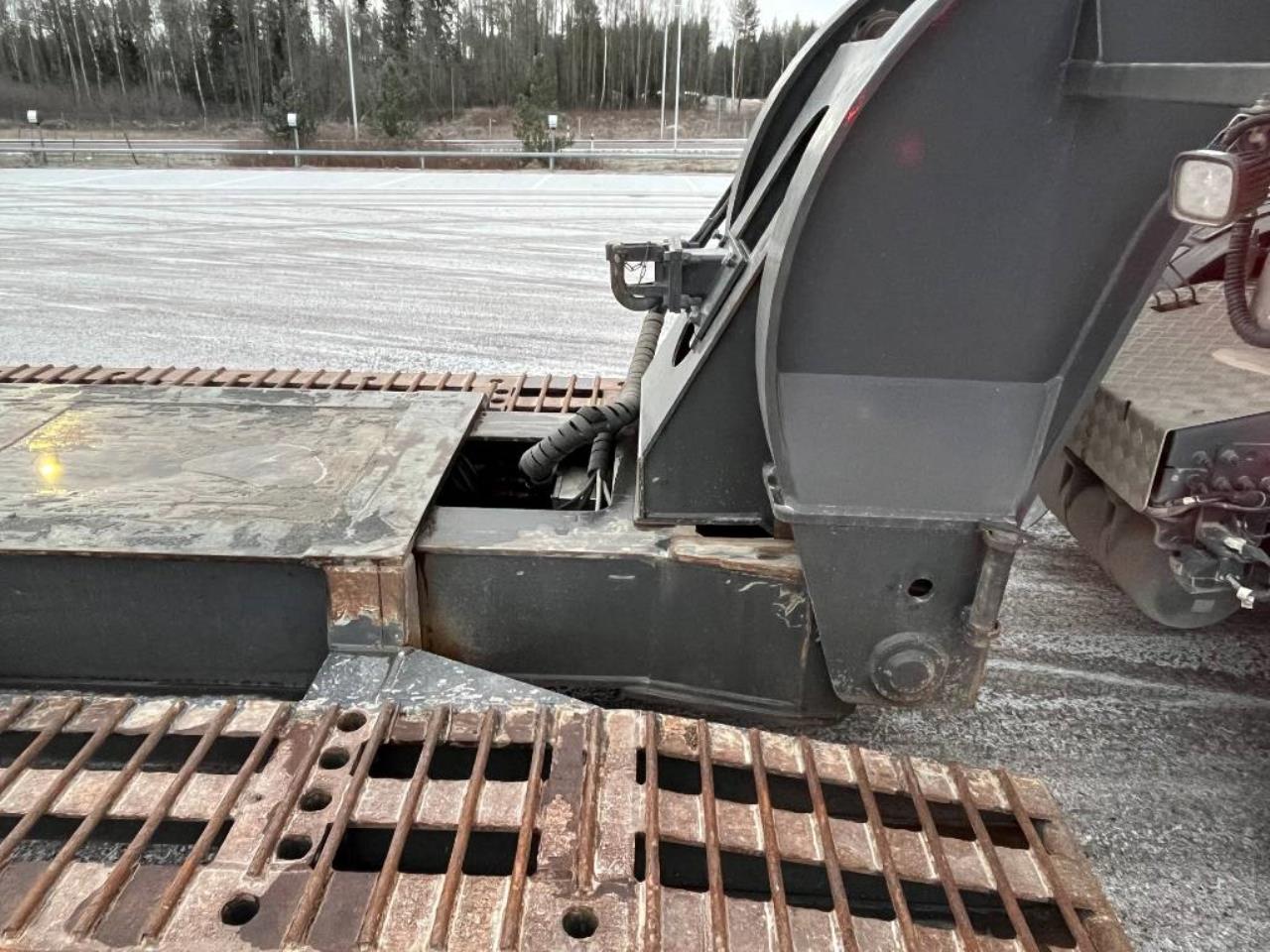 PK Trailerteknik 3axl 2023 - Maskin