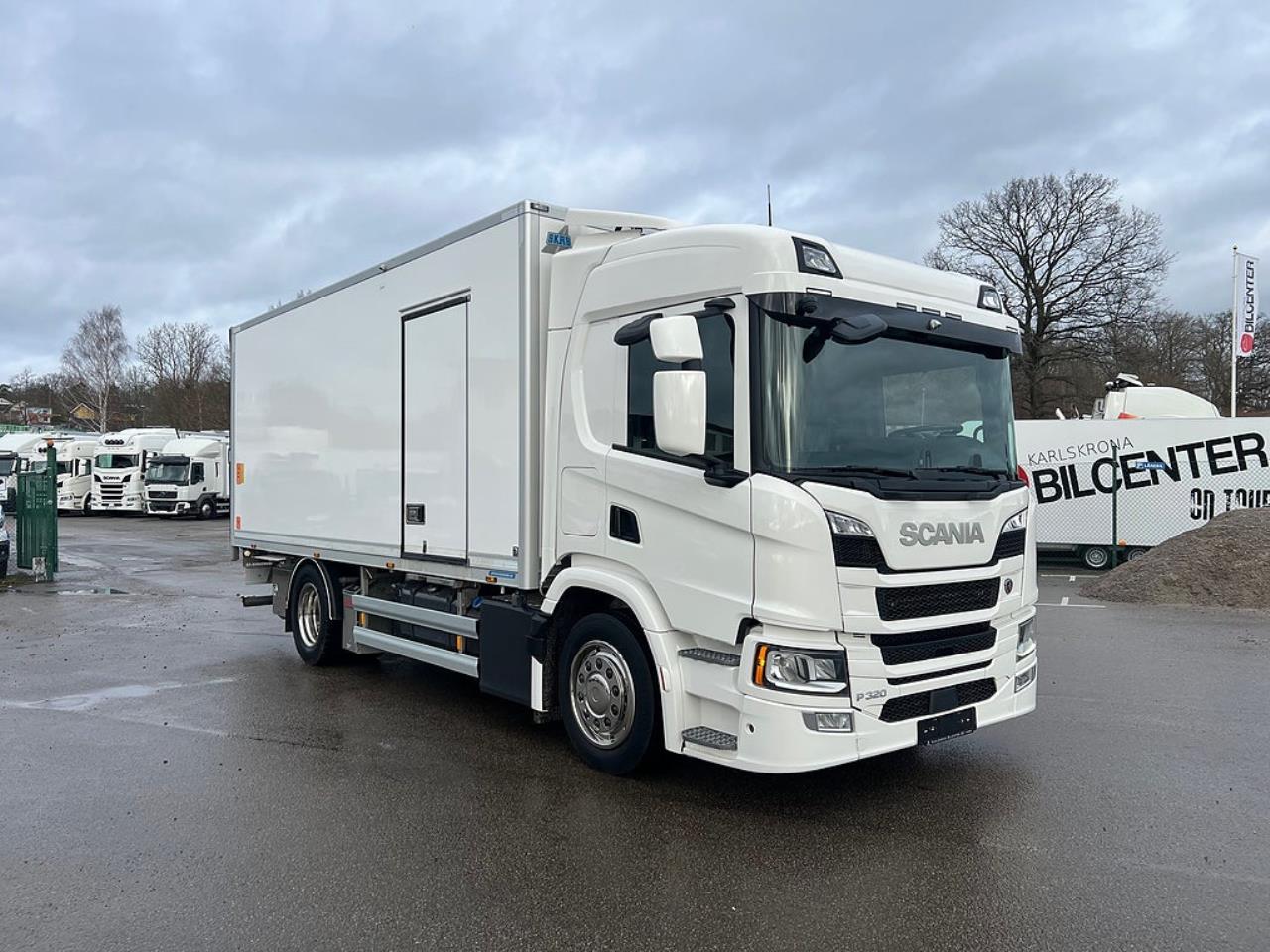 Scania P320 4x2 Kyl/Frysbil, Korridorbil, *5000 Mil* 2021 - Övrigt