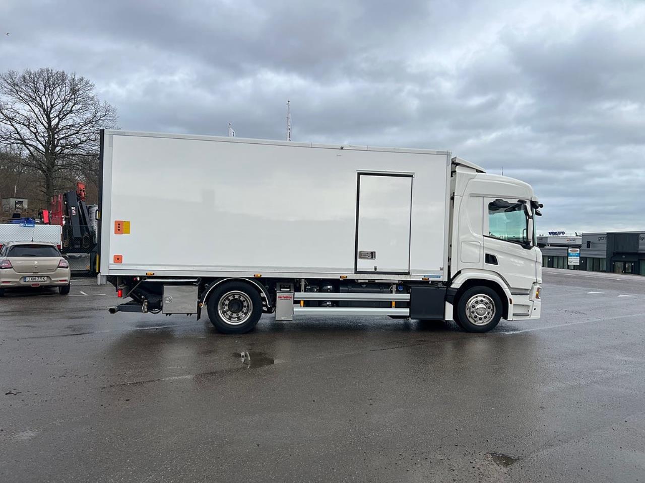 Scania P320 4x2 Kyl/Frysbil, Korridorbil, *5000 Mil* 2021 - Övrigt