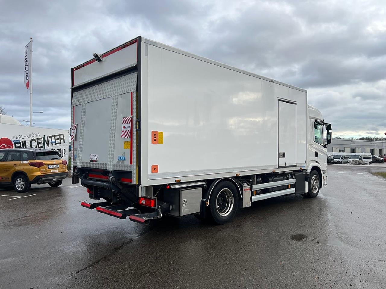 Scania P320 4x2 Kyl/Frysbil, Korridorbil, *5000 Mil* 2021 - Övrigt