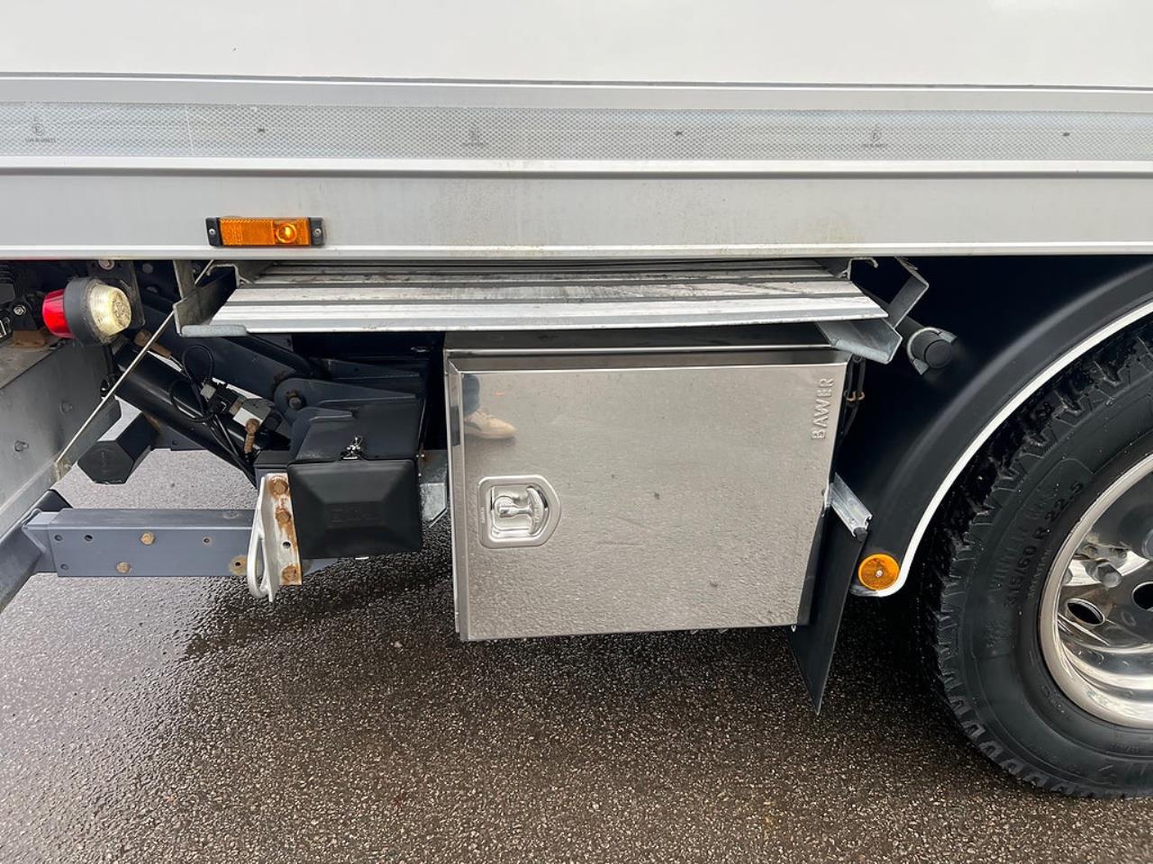 Scania P320 4x2 Kyl/Frysbil, Korridorbil, *5000 Mil* 2021 - Övrigt