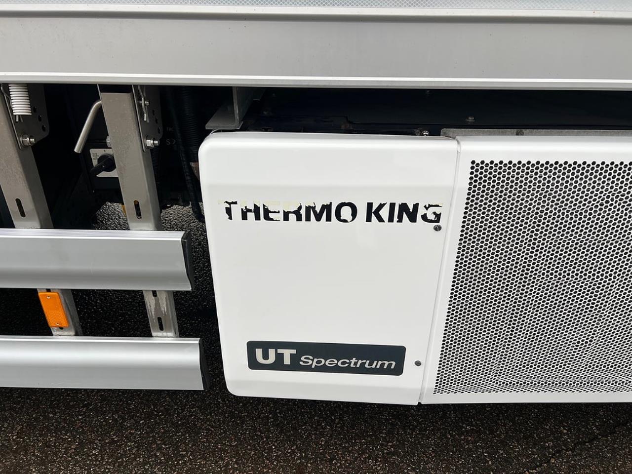 Scania P320 4x2 Kyl/Frysbil, Korridorbil, *5000 Mil* 2021 - Övrigt