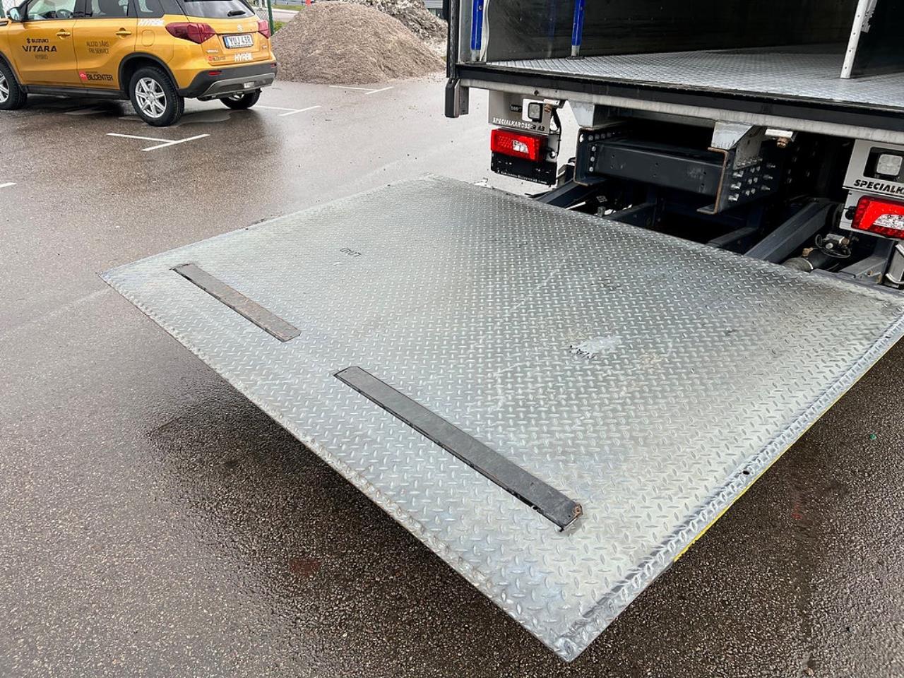 Scania P320 4x2 Kyl/Frysbil, Korridorbil, *5000 Mil* 2021 - Övrigt