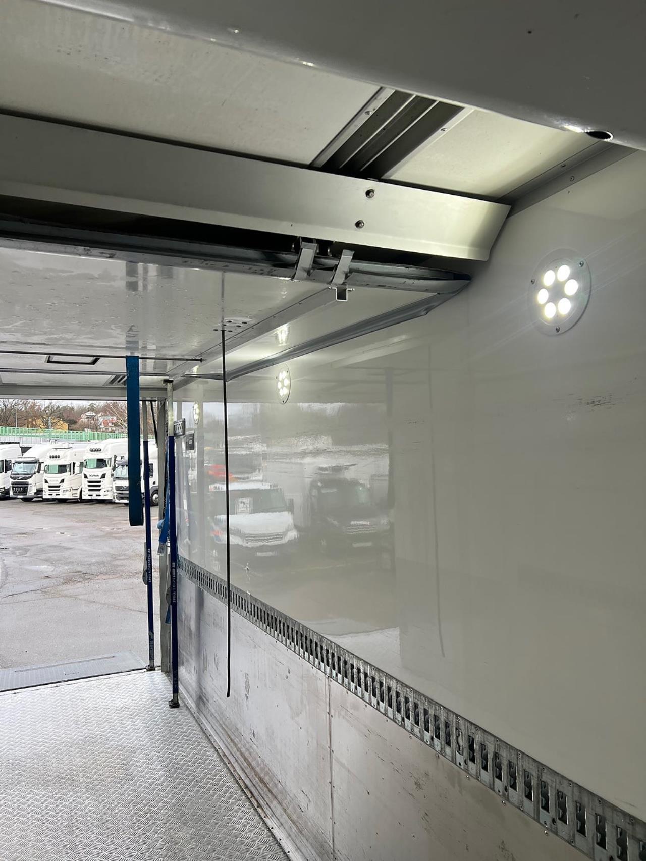 Scania P320 4x2 Kyl/Frysbil, Korridorbil, *5000 Mil* 2021 - Övrigt