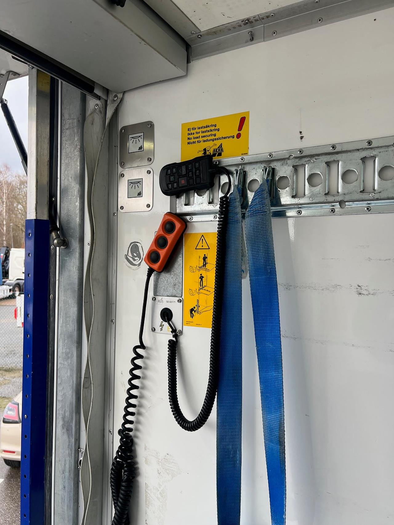 Scania P320 4x2 Kyl/Frysbil, Korridorbil, *5000 Mil* 2021 - Övrigt