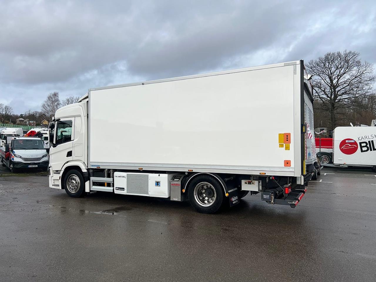 Scania P320 4x2 Kyl/Frysbil, Korridorbil, *5000 Mil* 2021 - Övrigt