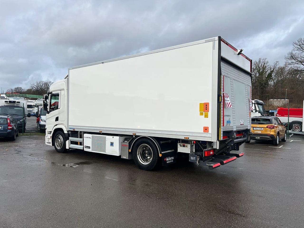 Scania P320 4x2 Kyl/Frysbil, Korridorbil, *5000 Mil* 2021 - Övrigt