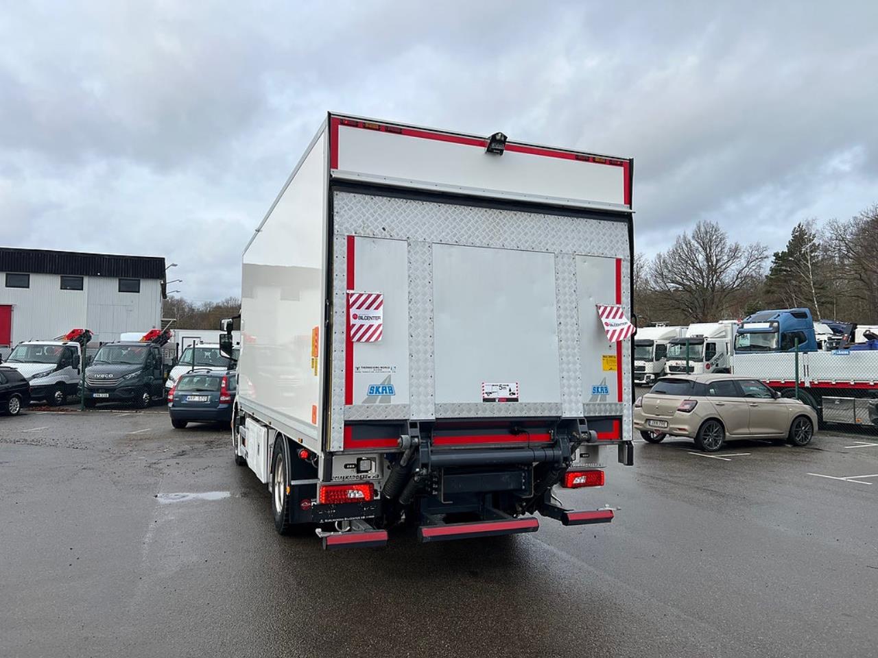 Scania P320 4x2 Kyl/Frysbil, Korridorbil, *5000 Mil* 2021 - Övrigt