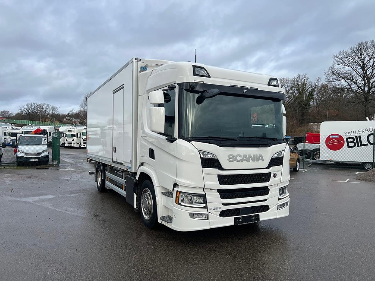 Scania P320 4x2 Kyl/Frysbil, Korridorbil, *5000 Mil* 2021 - Övrigt