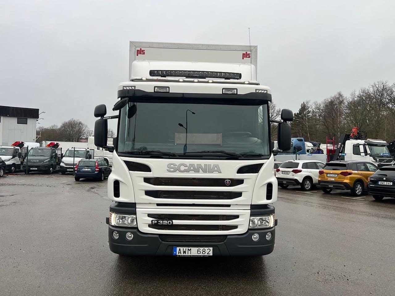 Scania P320 6x2*4 Skåpbil 24 Pallars, Långt Skåp  2014 - Skåp