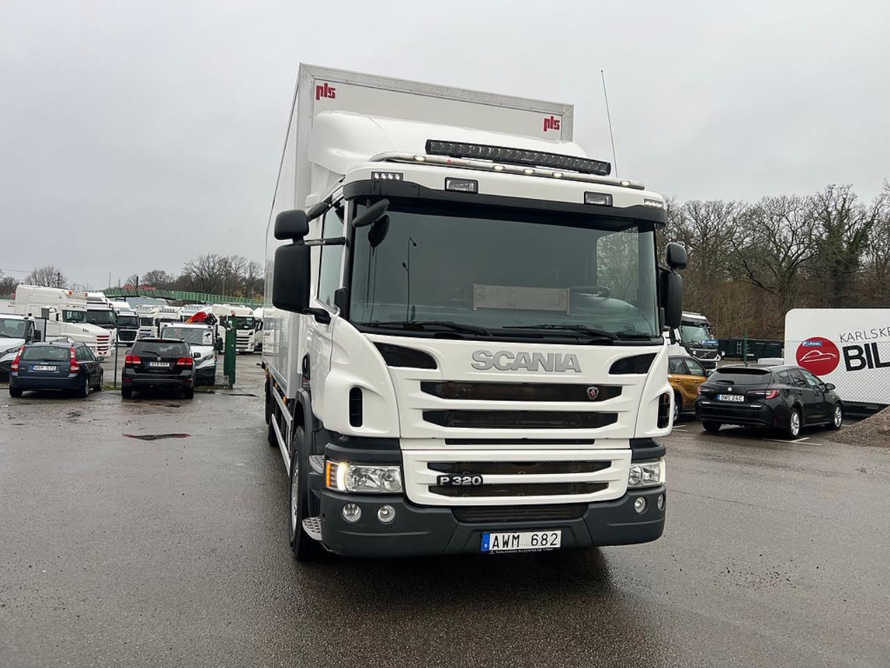 Scania P320 6x2*4 Skåpbil 24 Pallars, Långt Skåp  2014 - Skåp