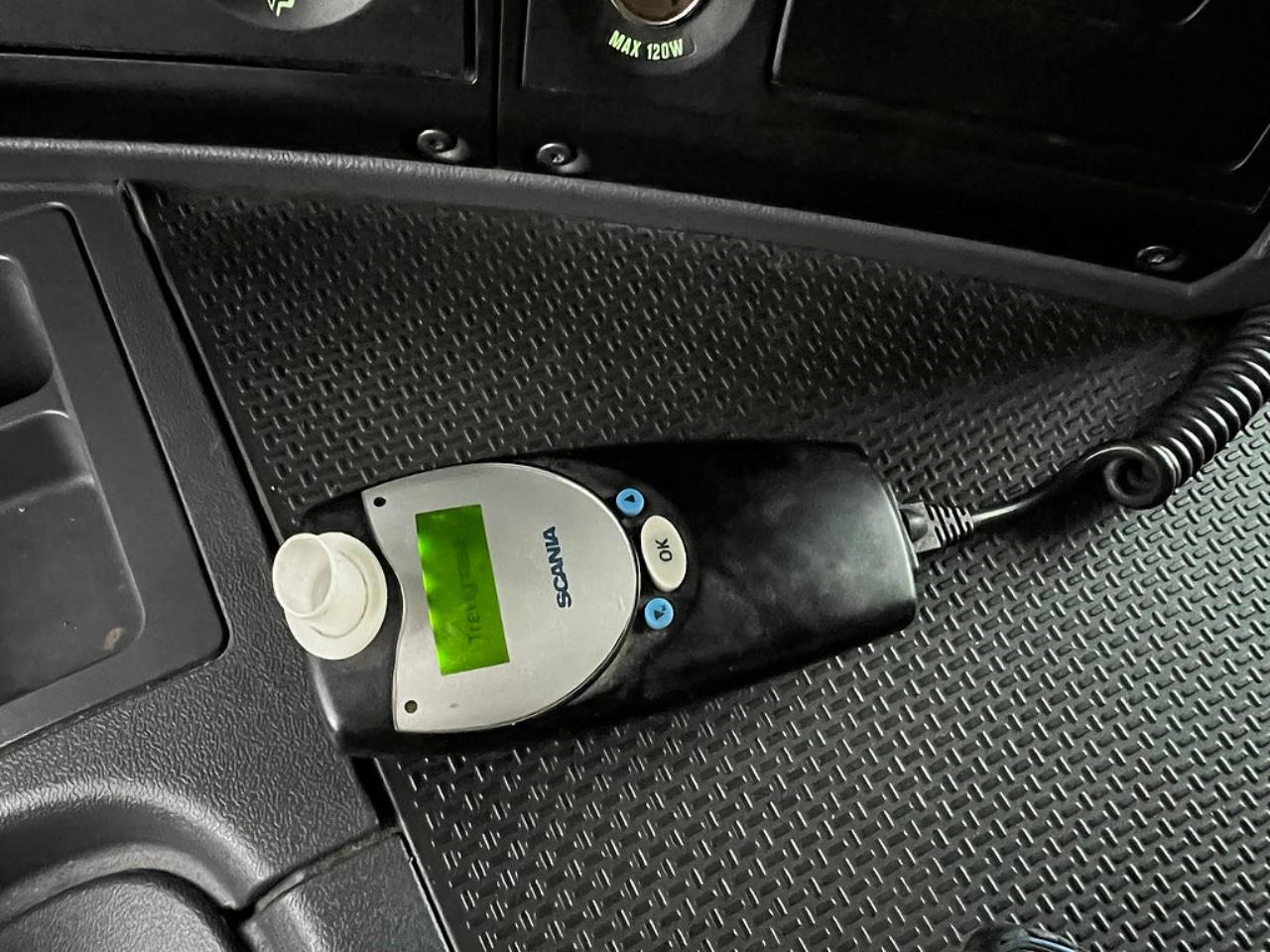 Scania P320 6x2*4 Skåpbil 24 Pallars, Långt Skåp  2014 - Skåp