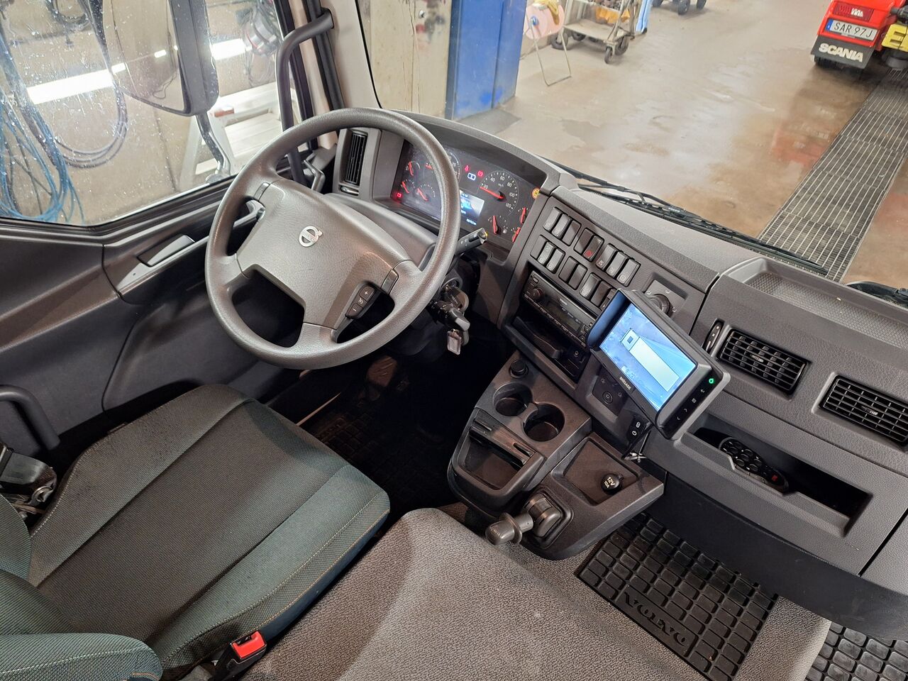 Vovlo FL 4x2 Skåp 2022 - Skåp