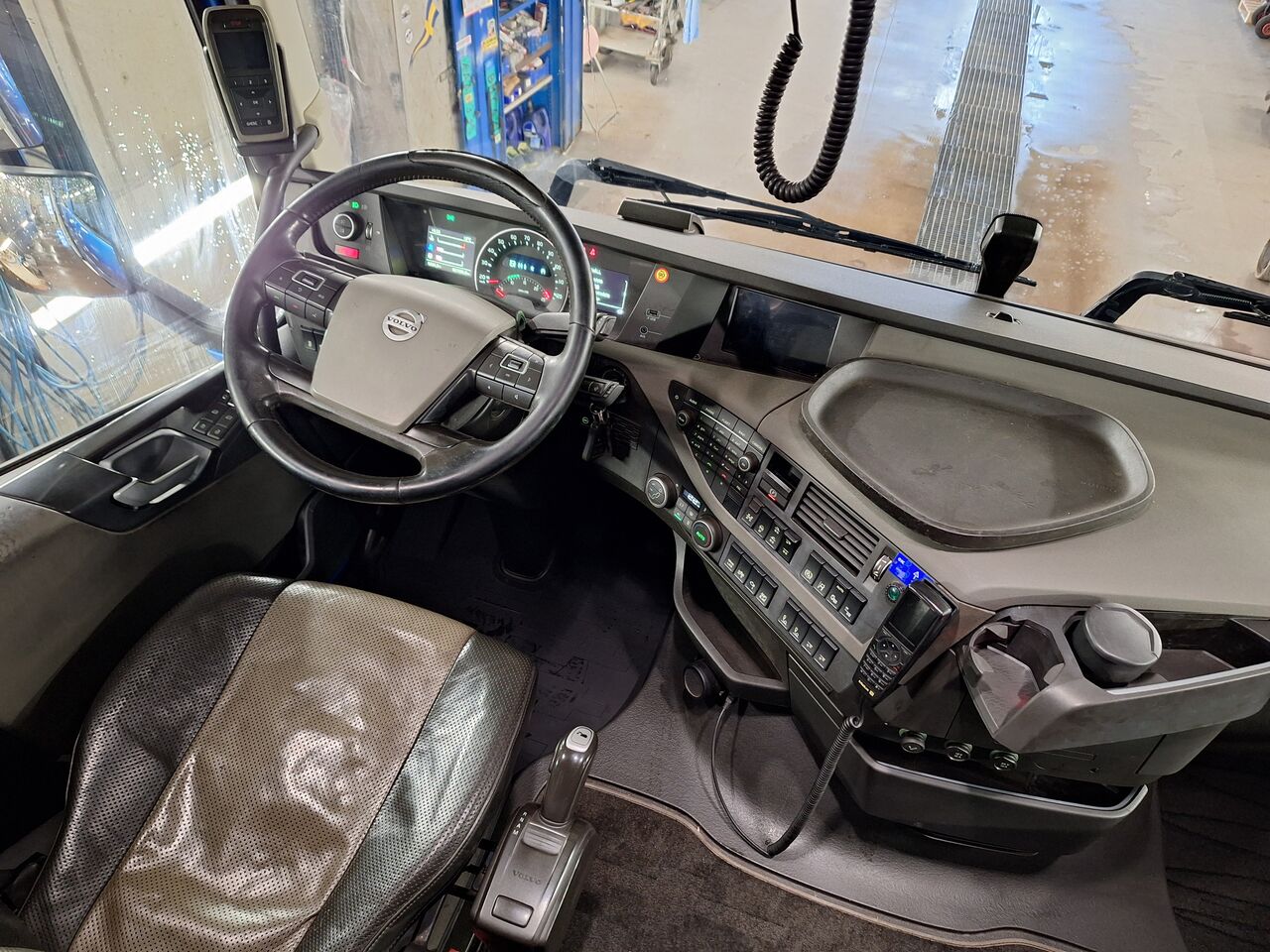 Volvo FH 6x4 Timmerbil med Kran 2019 - Timmer