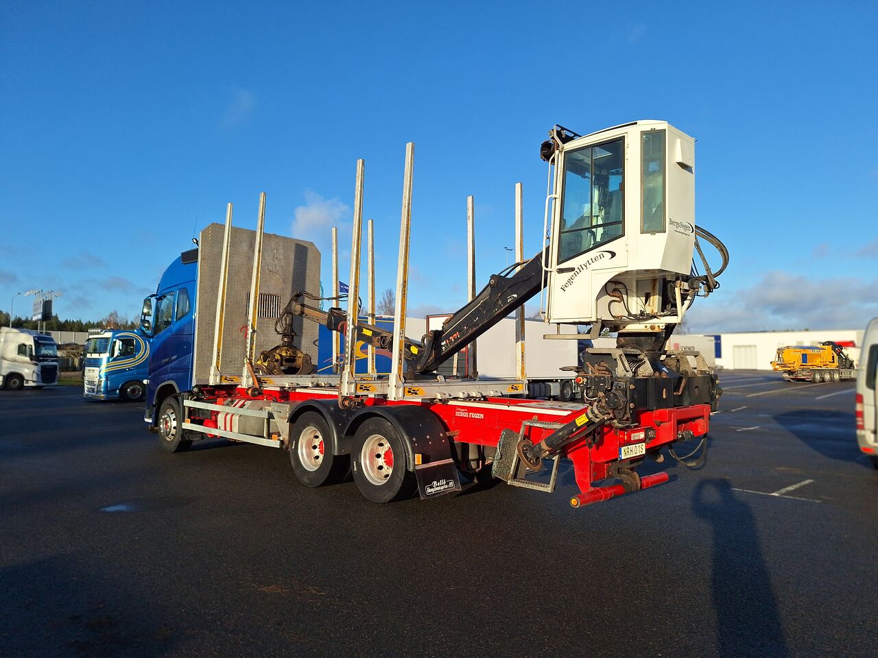 Volvo FH 6x4 Timmerbil med Kran 2019 - Timmer