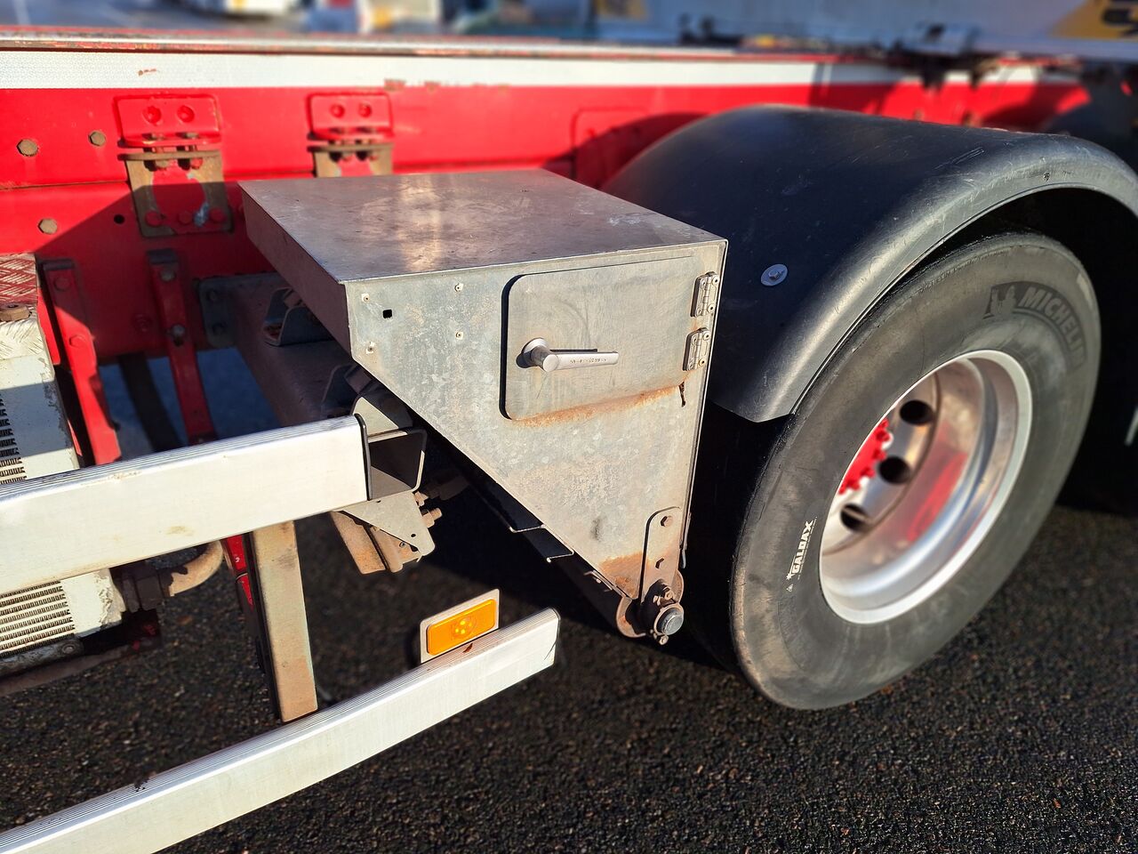 Volvo FH 6x4 Timmerbil med Kran 2019 - Timmer