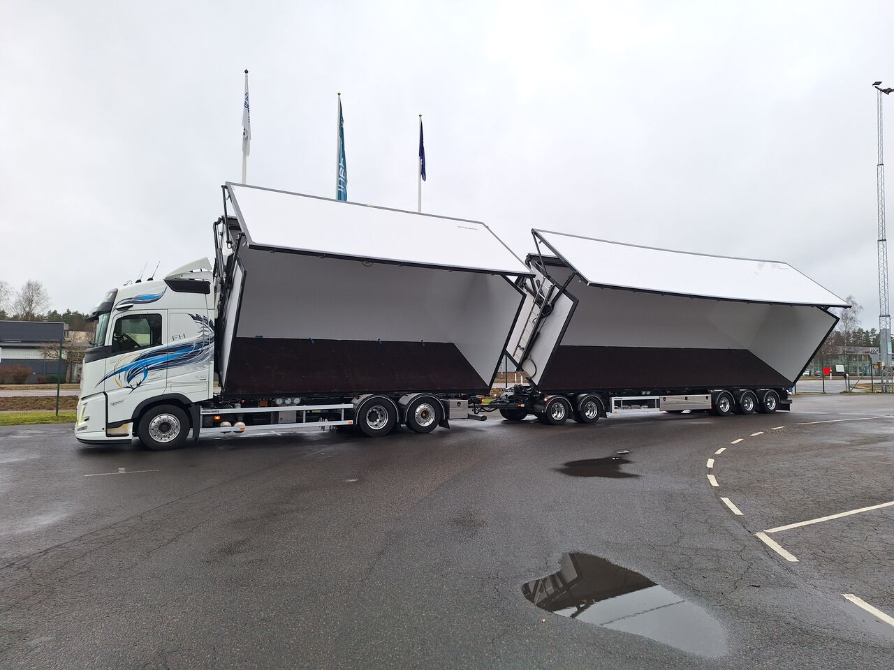 Volvo FH Aero Flisekipage 2024 - Flis